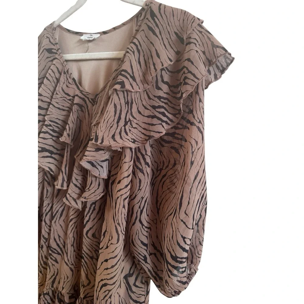 Entro Tan Black Zebra Print Mini Dress Sz Small Ruffled V Nevkline Tiered Skirt